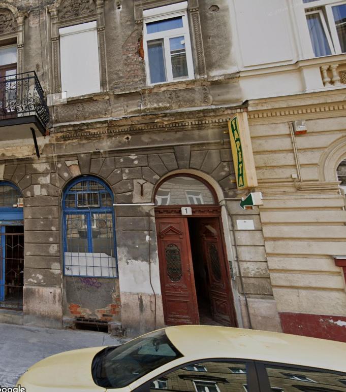 The Bachelor Pad Budapest
